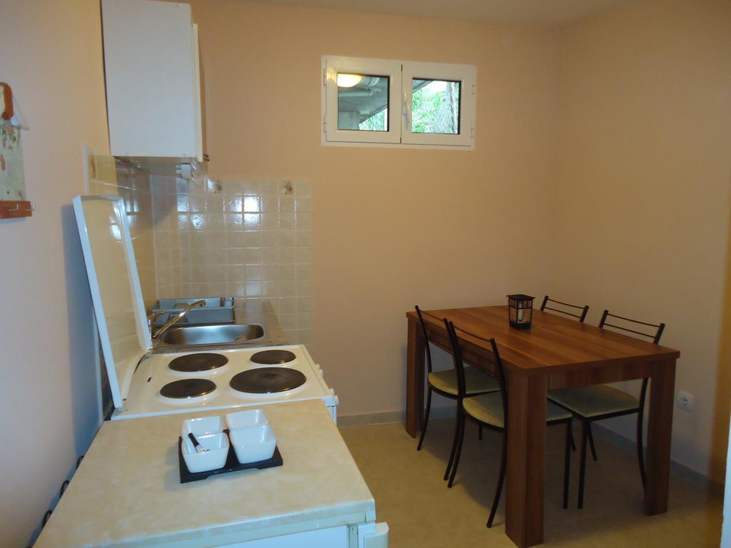 Apartments Ant Budva Rum bild